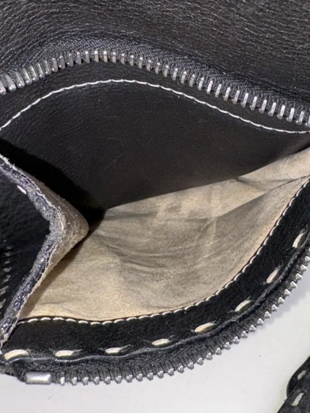 Fendi Sellaria Shoulder Bag Purse Crossbody Black/white Stitching SEE PHOTOS - Picture 13 of 16